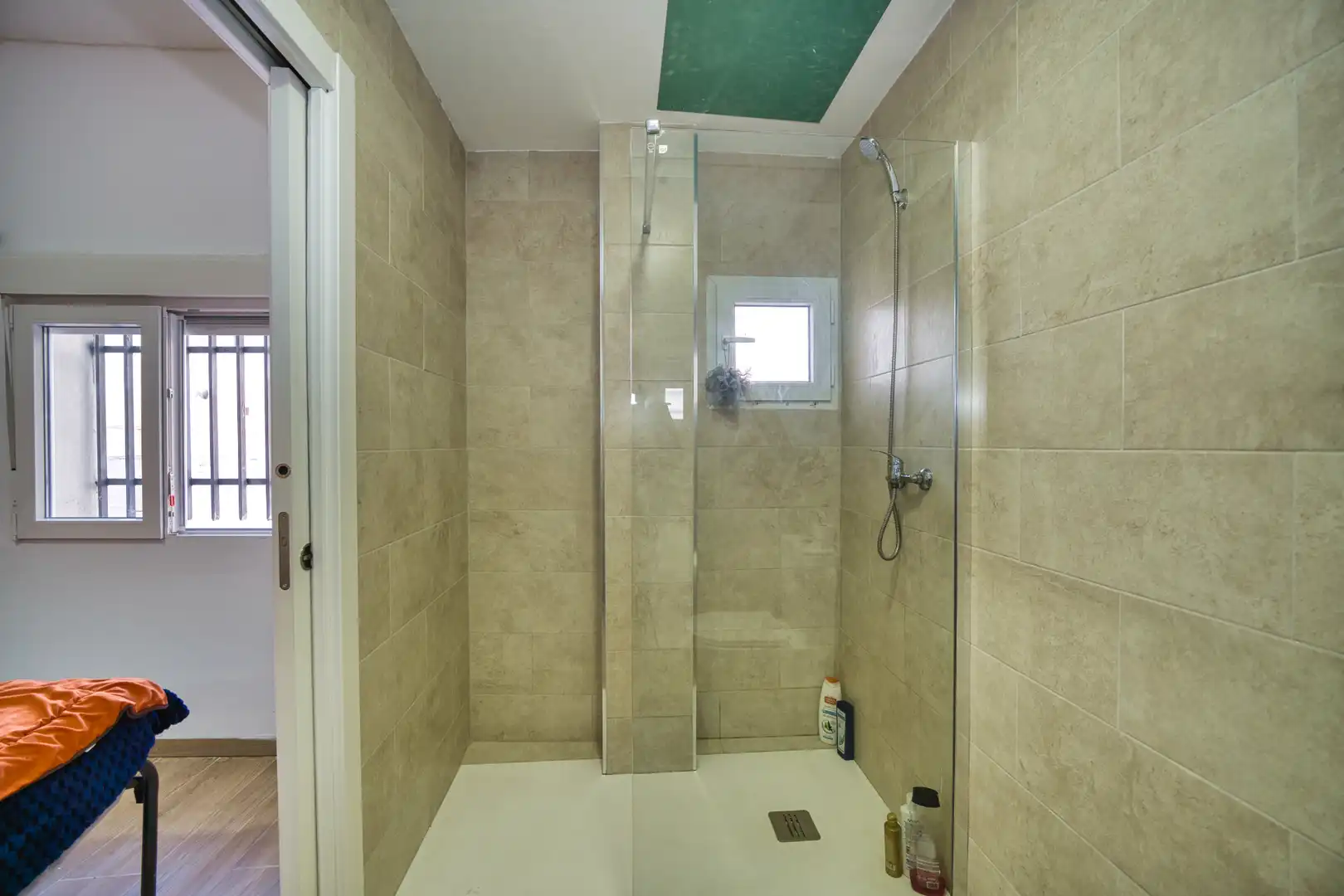 Baño de Planta baja en venta en Puçol con Aire acondicionado, Calefacción y Horno
