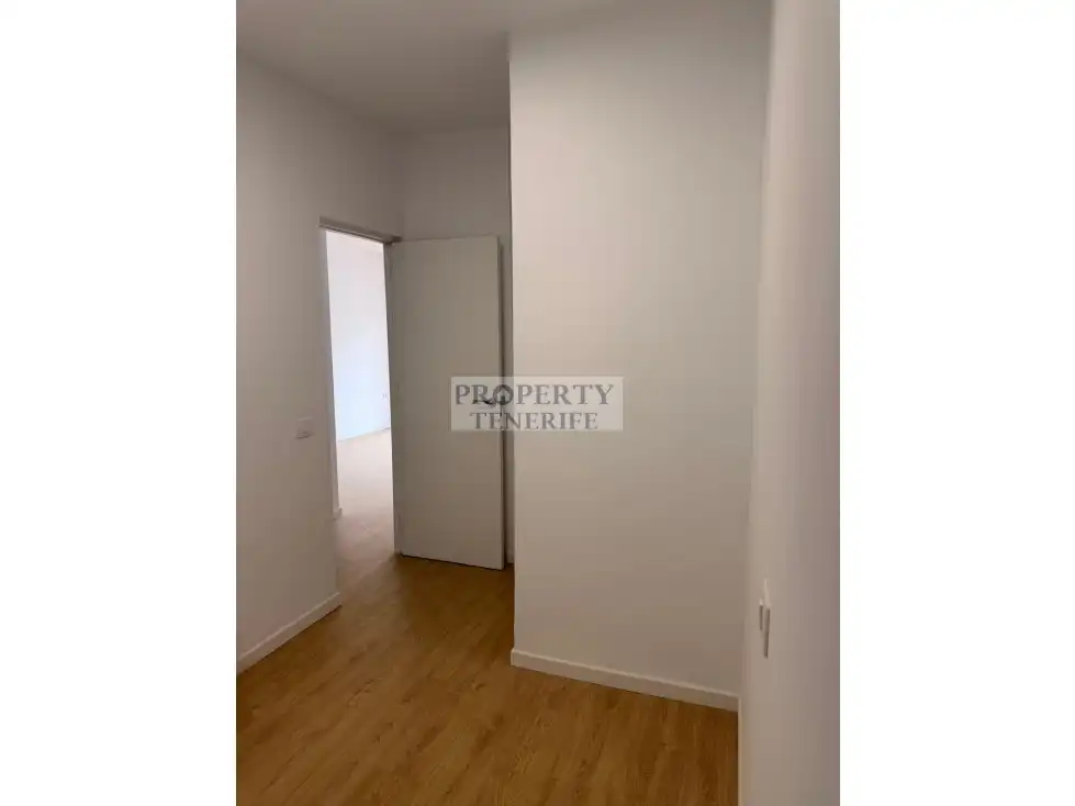 Habitación de Apartamento en venta en Arona