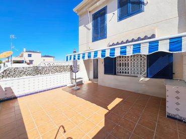 Bungalow amb piscina en venda a RIOJA LA 25