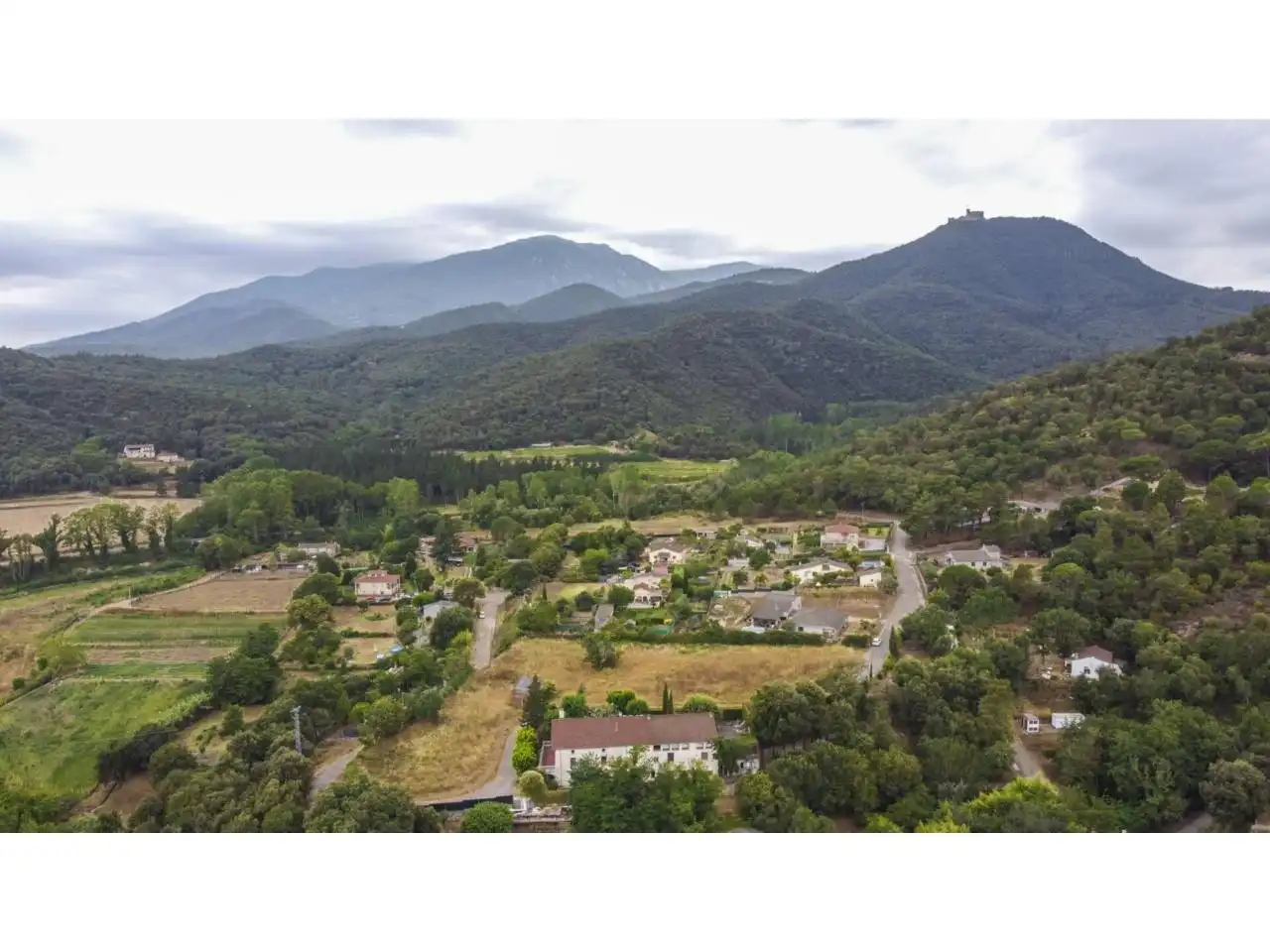 Vista exterior de Finca rústica en venda en Sant Feliu de Buixalleu