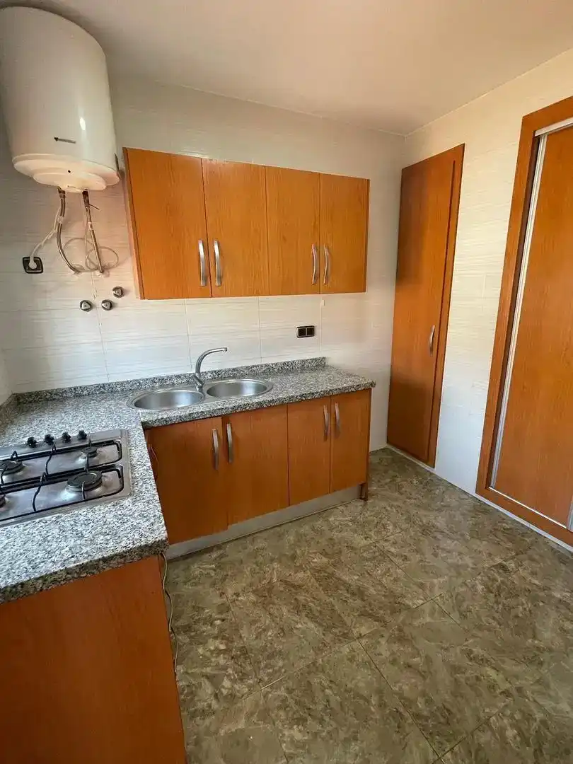 Cocina de Dúplex en venta en Melilla con Aire acondicionado, Amueblado y Horno