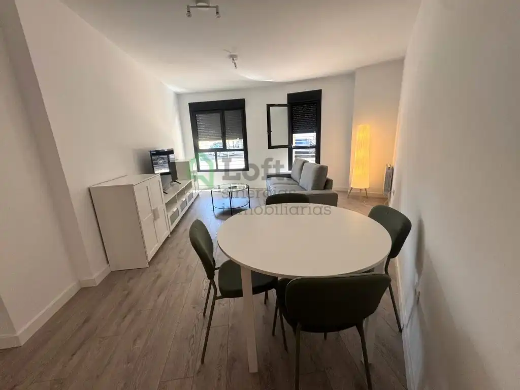 Apartament de lloguer a Maria Auxiliadora - Barriada de Llera