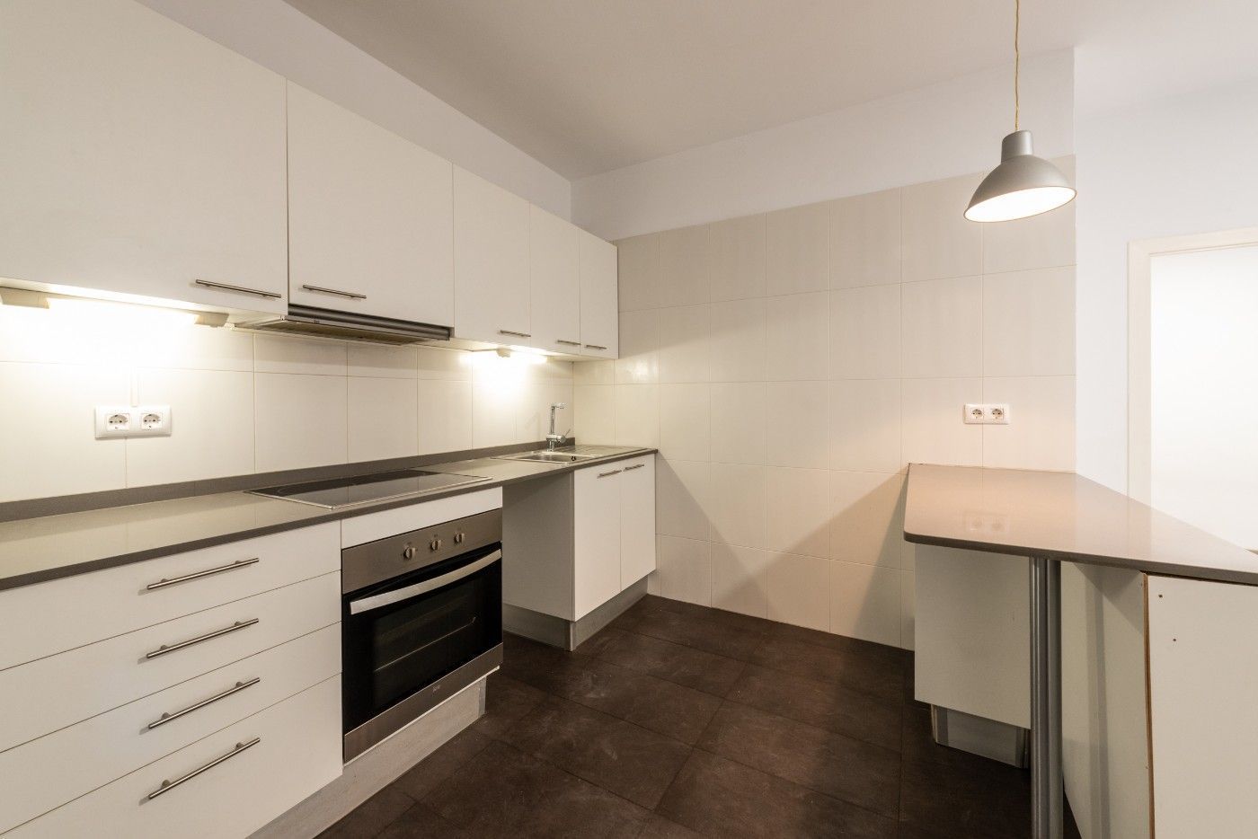 Cuina de Pis de lloguer en  Barcelona Capital amb Calefacció