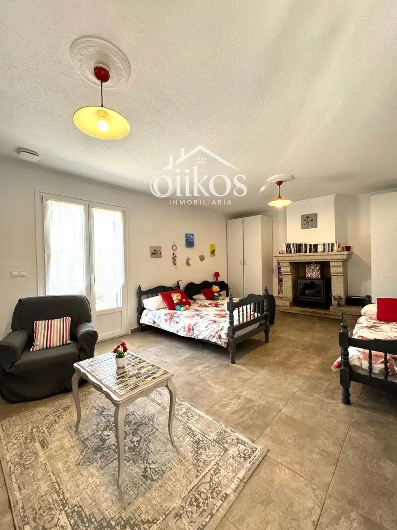 Living room of Houses for sale in San Felices de los Gallegos  with Heating, Parquet flooring and Swimming Pool