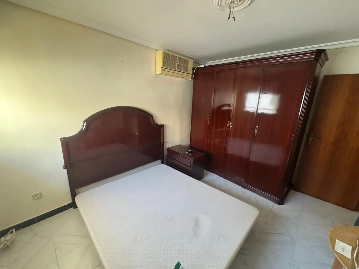 Habitación de Casa o chalet en venta en Sevilla con Trastero