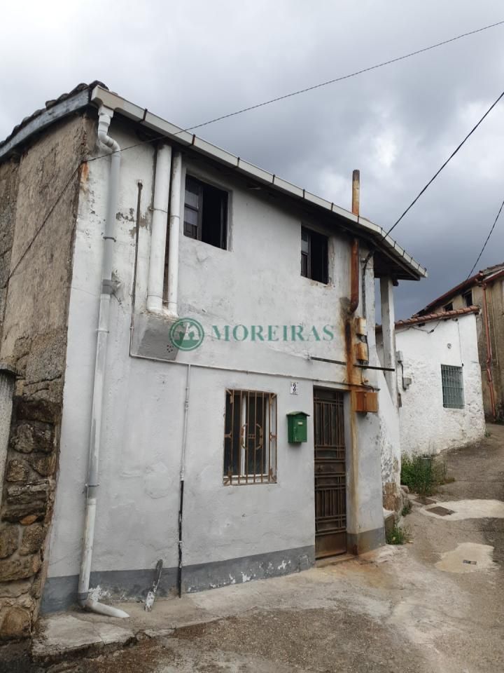 Vista exterior de Casa o xalet en venda en Ourense Capital  amb Calefacció