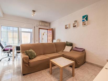 Living room of House or chalet for sale in Castelló d'Empúries  with Air Conditioner, Heating and Terrace