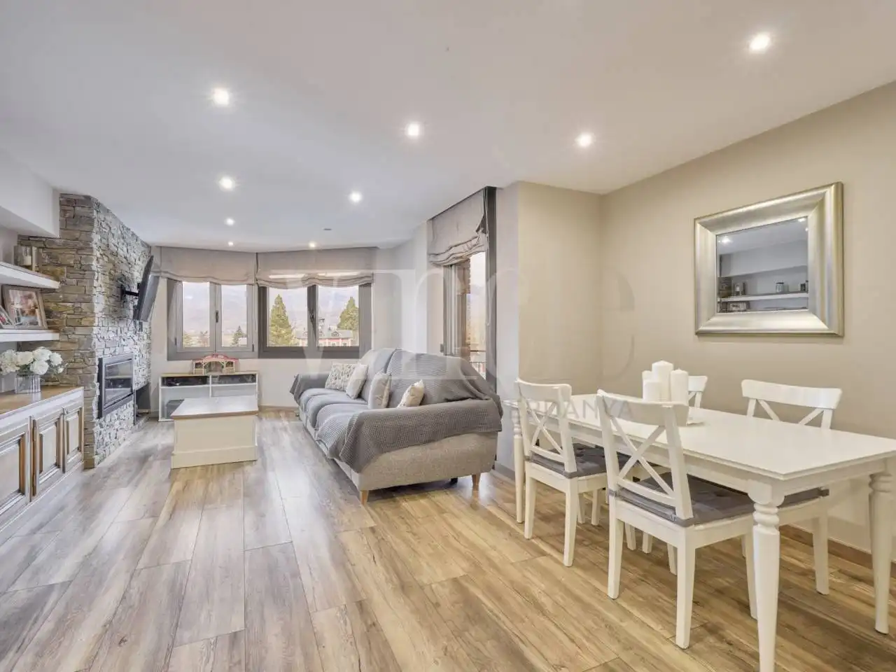 Wohnzimmer von Maisonette zum Verkauf in Puigcerdà mit Heizung, Parkett und Abstellraum