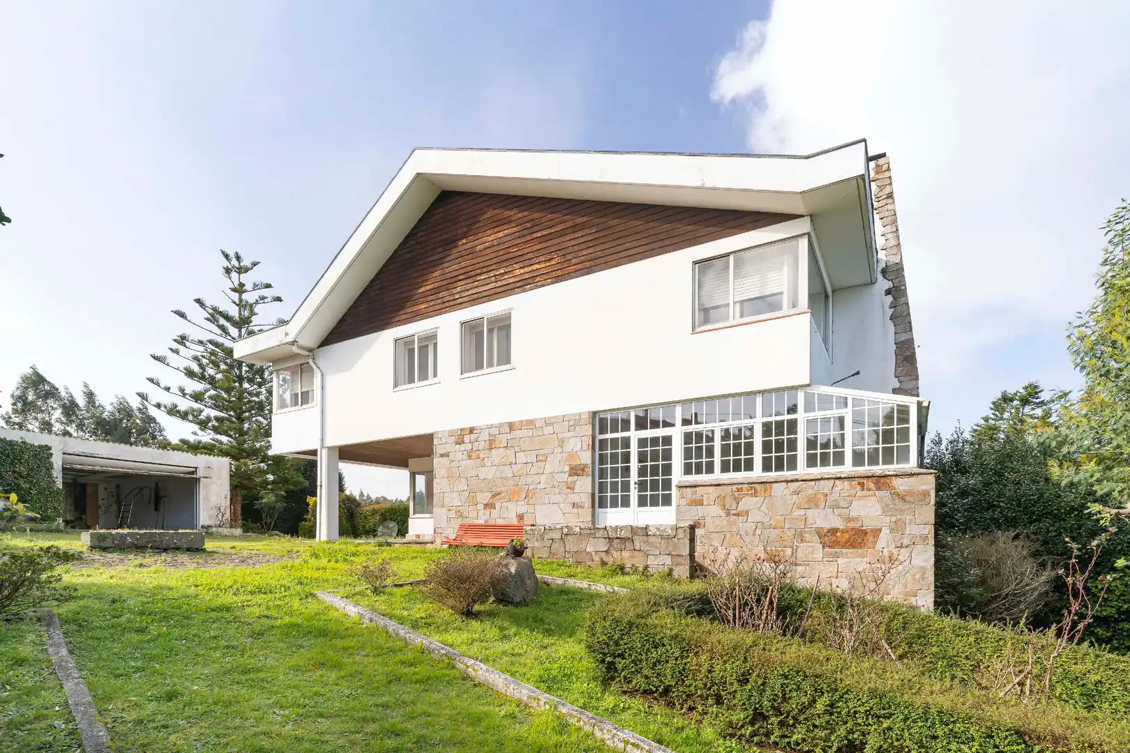 Vista exterior de Casa o chalet en venta en A Coruña Capital  con Calefacción, Jardín privado y Terraza