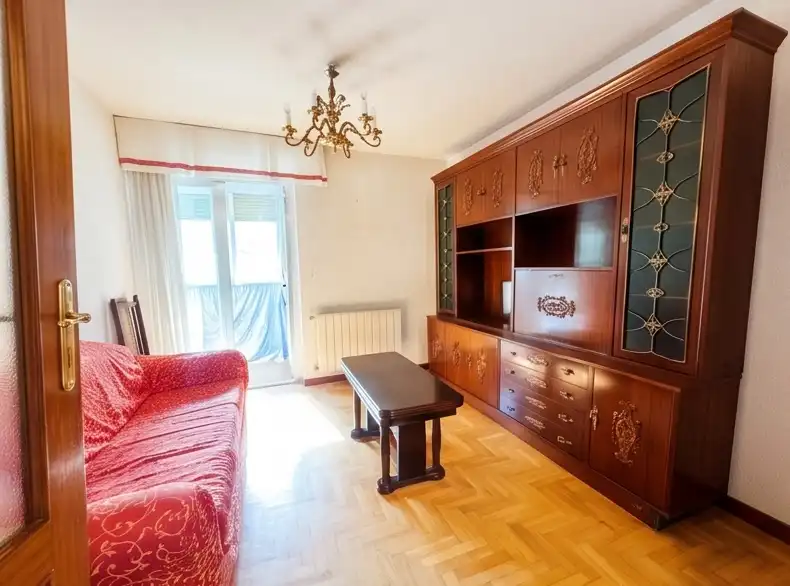 Piso en venta en Calle de Navalmoral de la Mata, Las Águilas