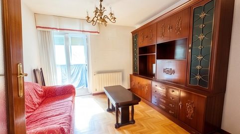 Foto 3 de Piso en venta en Calle de Navalmoral de la Mata, Las Águilas, Madrid Capital