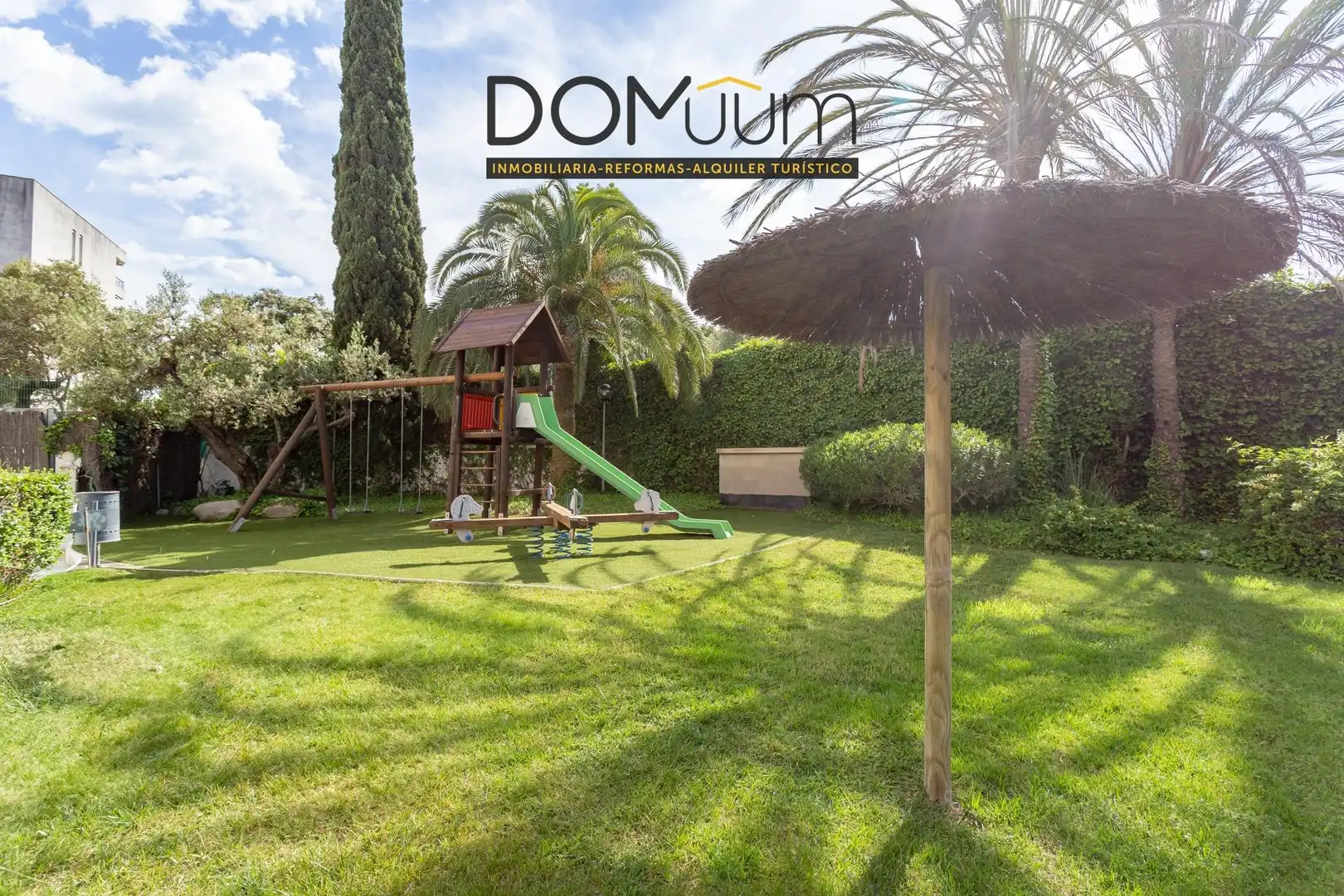 Garden of Flat for sale in Salou  with Air Conditioner, Heating and Furnished