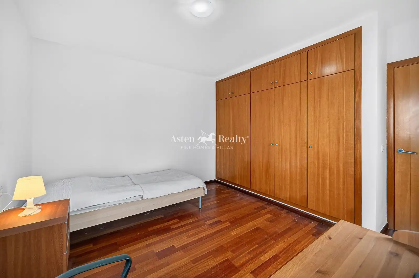 Dormitori de Casa o xalet en venda en Tacoronte amb Terrassa, Piscina i Moblat