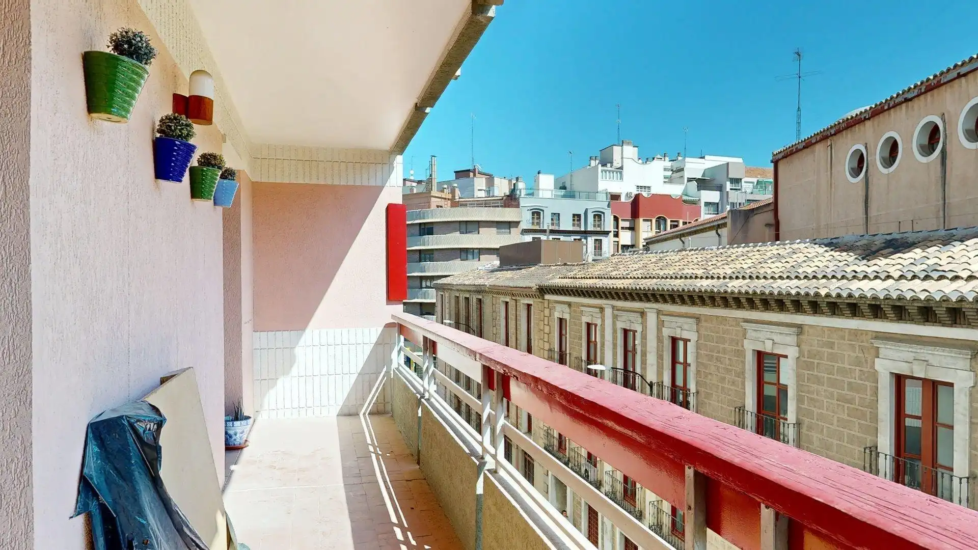 Vista exterior de Piso en venta en Centro