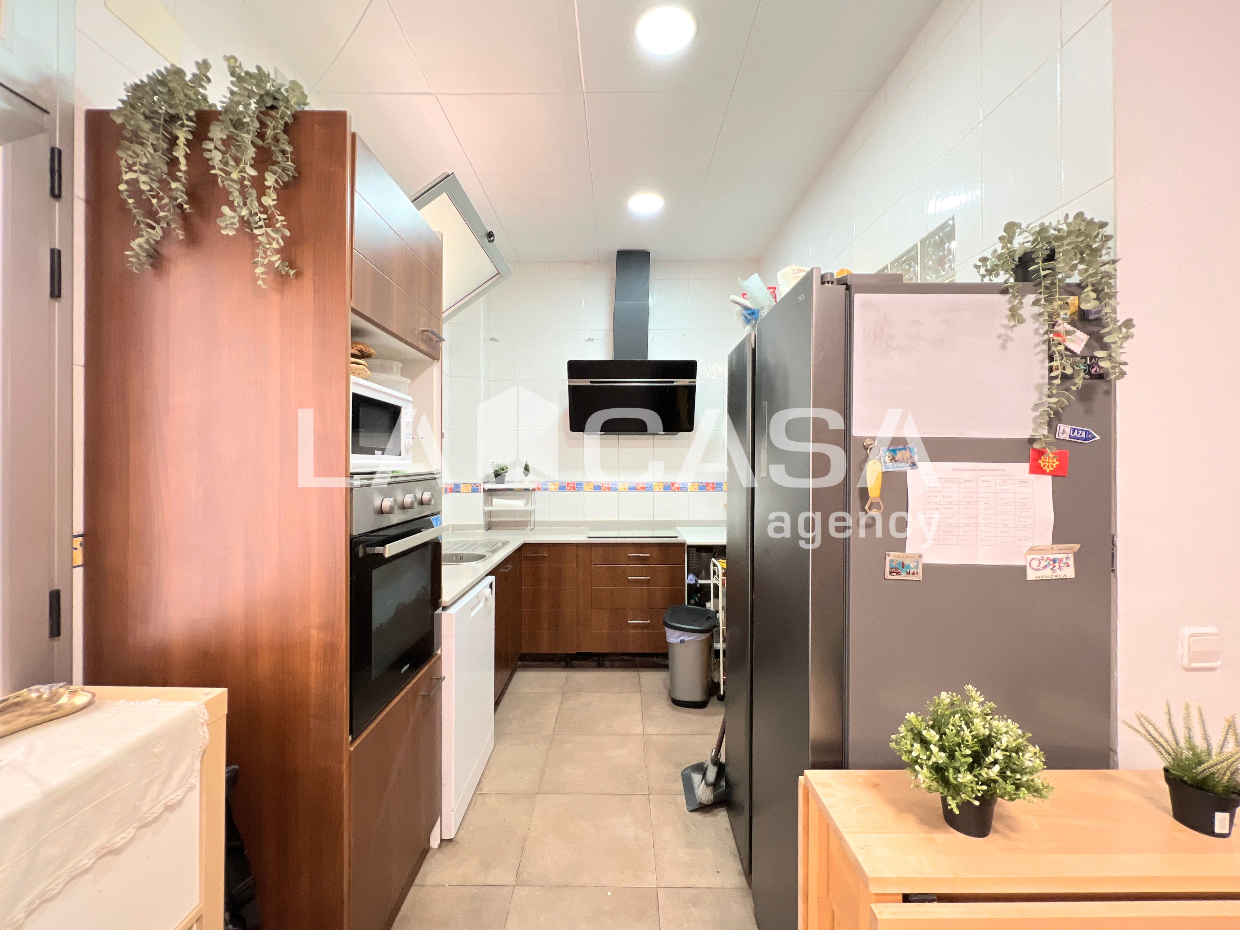 Kitchen of Single-family semi-detached for sale in  Barcelona Capital  with Heating