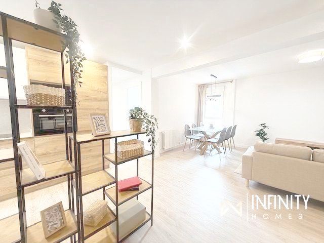 Living room of Flat for sale in Bilbao   with Heating