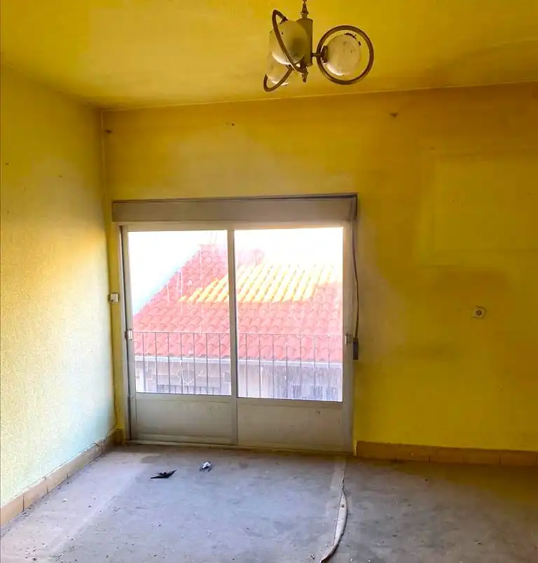 Casa adosada en venda a Constitucion, Hinojosas de Calatrava