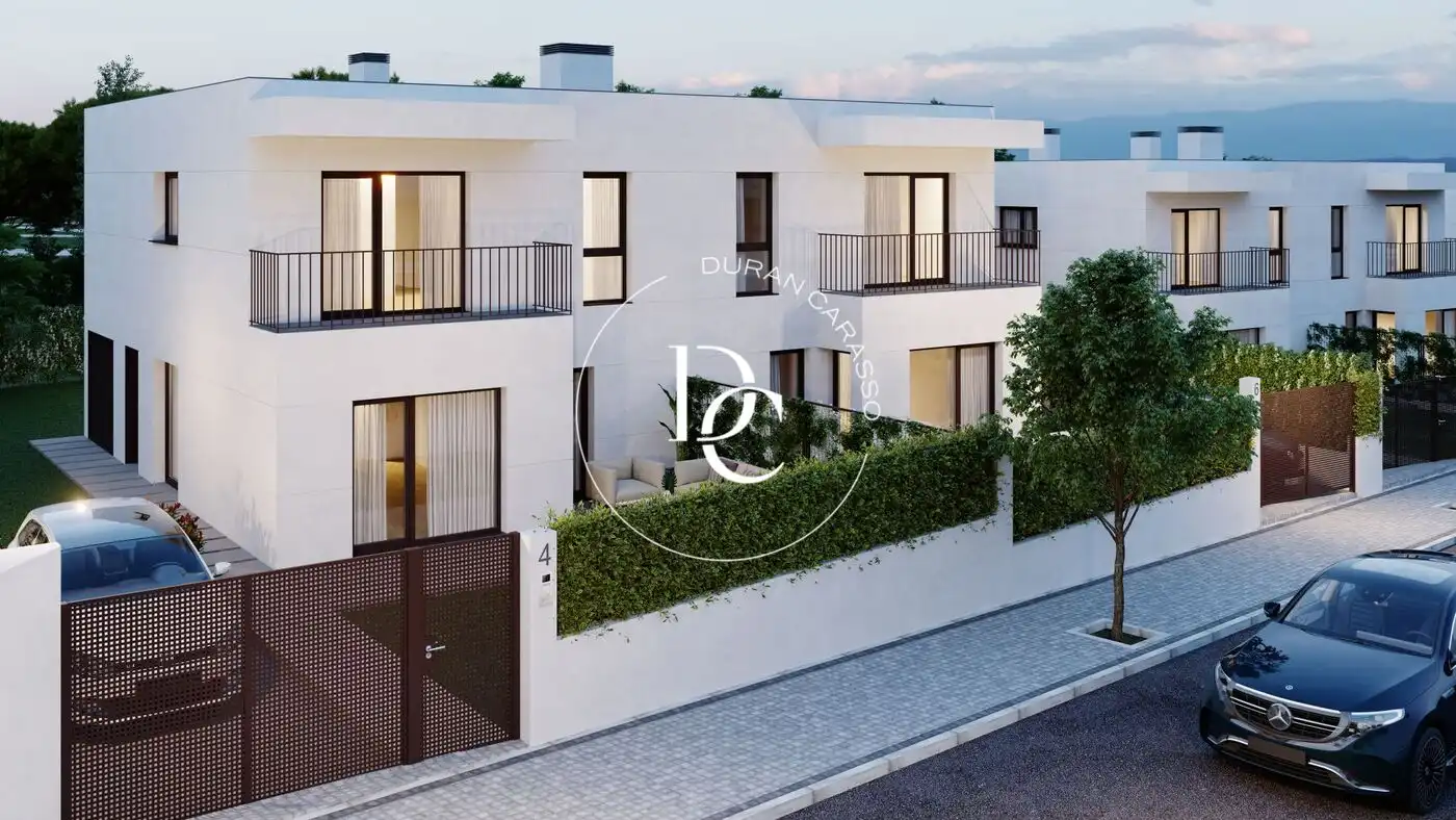 Casa con jardín en venta en Carrer Duesaigües 65, imagen 10