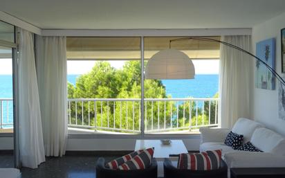 Sala d'estar de Pis en venda en Salou amb Aire condicionat, Calefacció i Jardí privat
