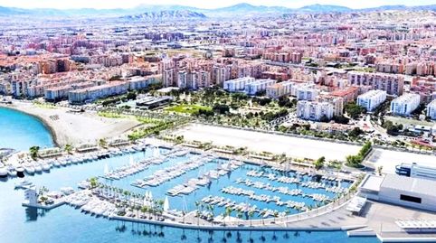 Foto 3 de Casa adosada en venta en Parque Ayala - Jardín de la Abadía - Huelín, Málaga Capital