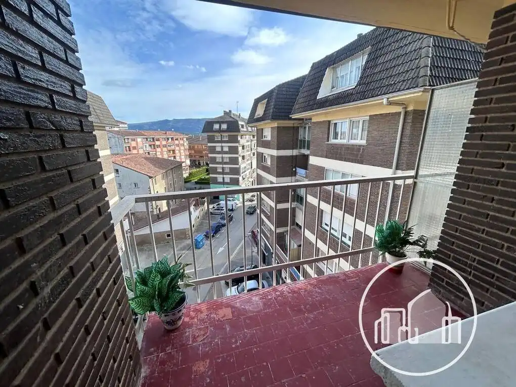 Balcony of Flat for sale in Medina de Pomar