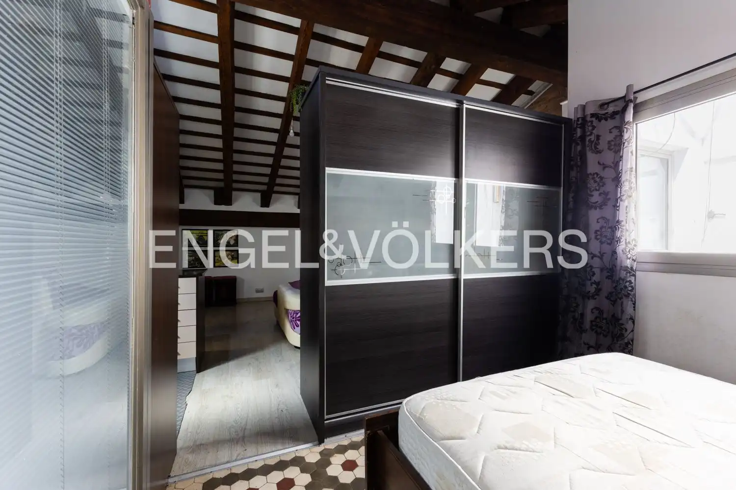 Schlafzimmer von Wohnung zur Miete in Valencia mit Klimaanlage, Heizung und Abstellraum