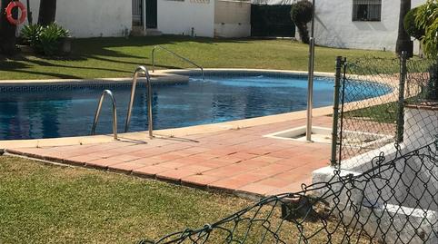 Foto 2 de Casa adosada en venda a Calle del Tenis, Bel - Air, Málaga