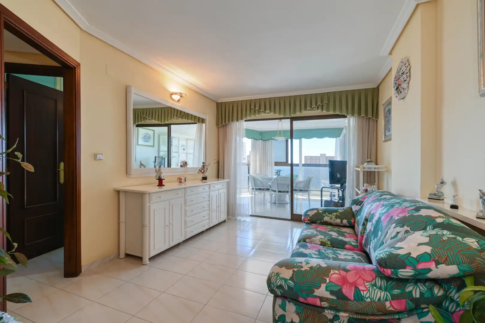Living room of Apartments for sale in Benidorm