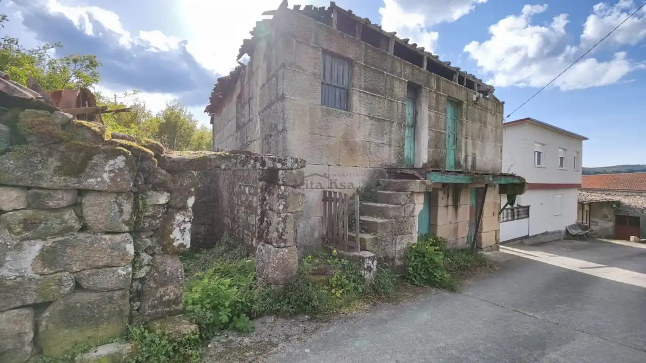 Haus mit Garten zum Verkauf in Nogueira de Ramuín, imagen 3