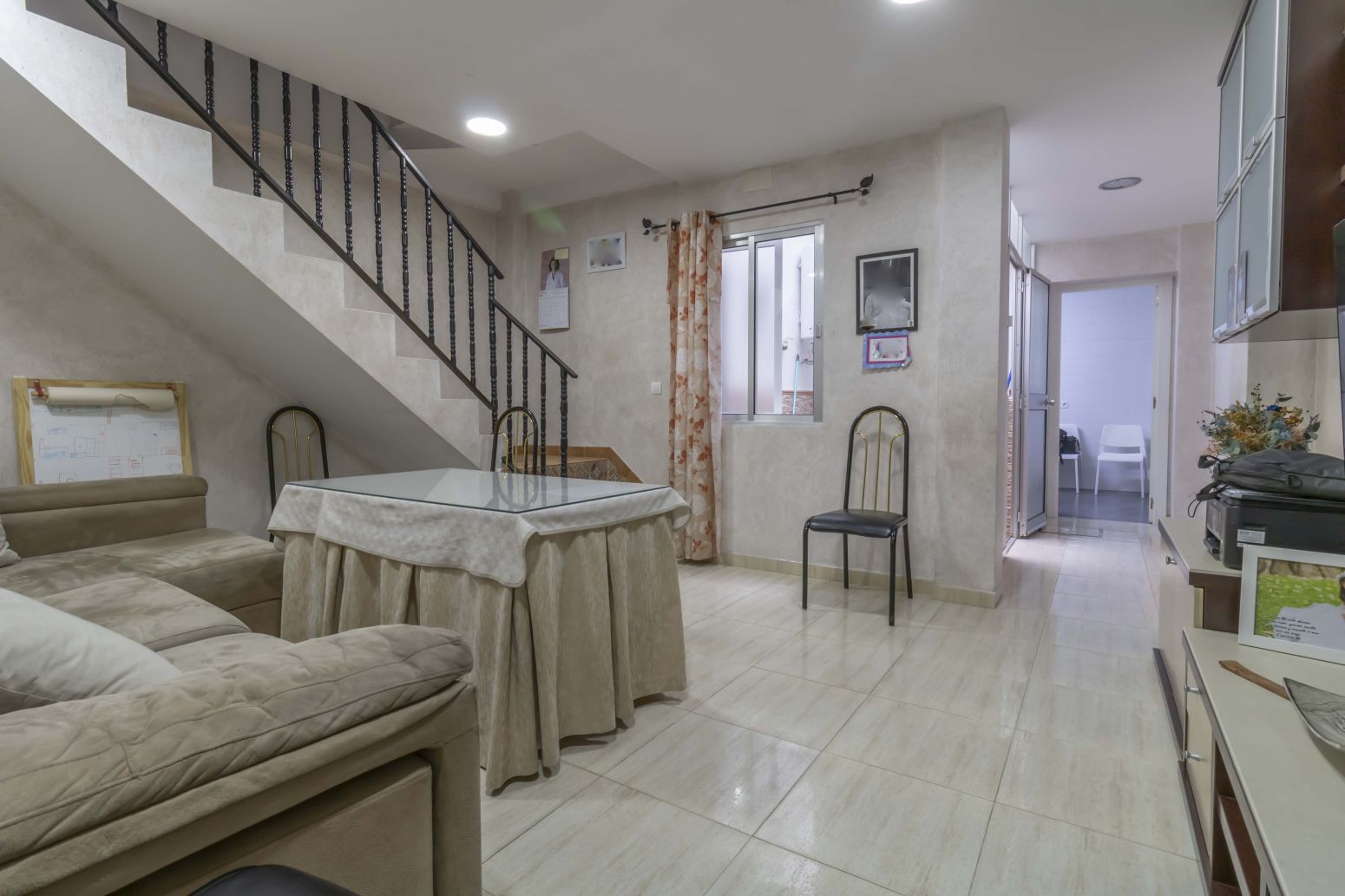Single-family semi-detached for sale in  Sevilla Capital  with Air Conditioner, Heating and Terrace
