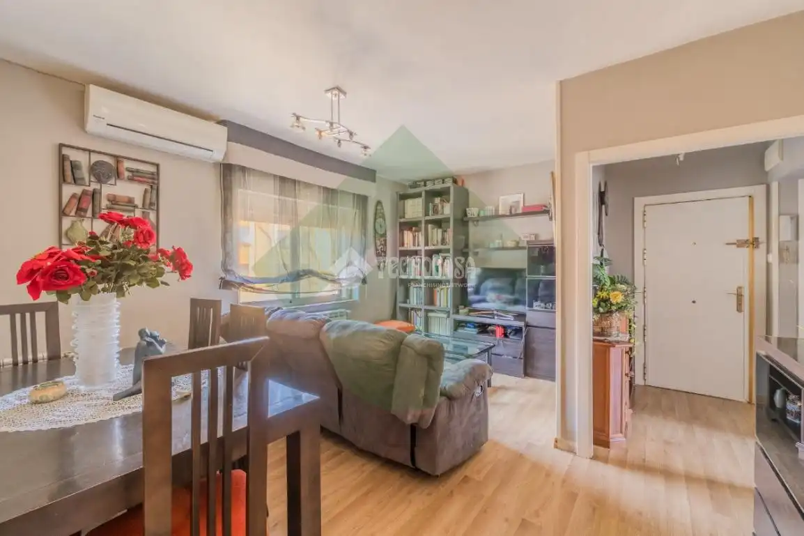Living room of Flat for sale in Madrid  with Air Conditioner and Heating