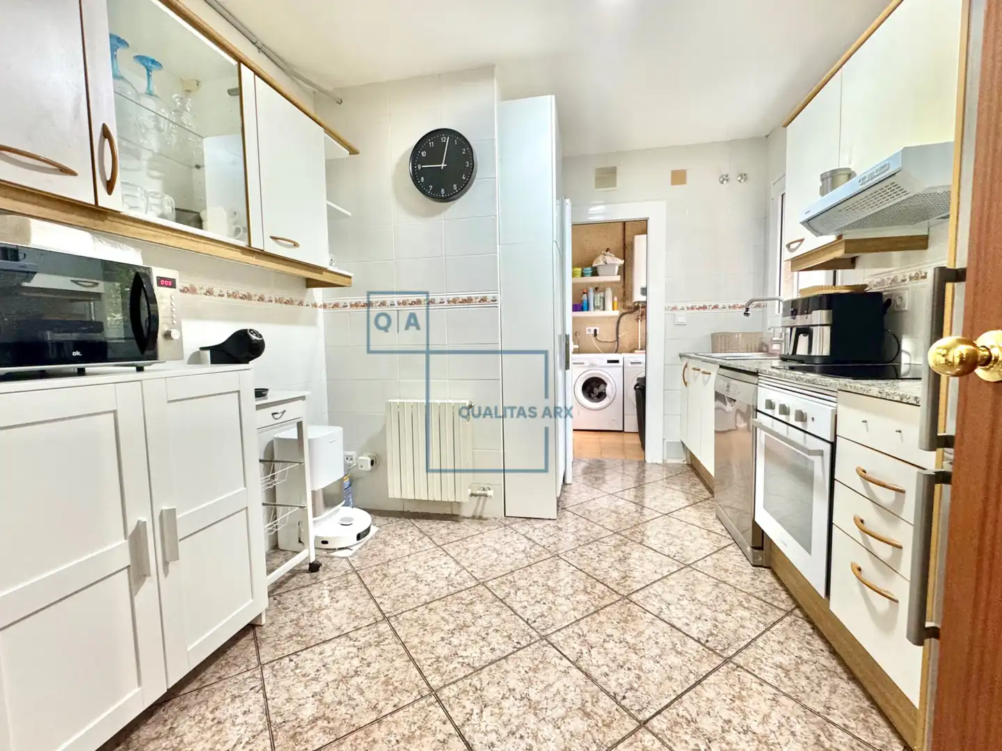 Cocina de Piso en venta en Terrassa con Aire acondicionado, Calefacción y Amueblado