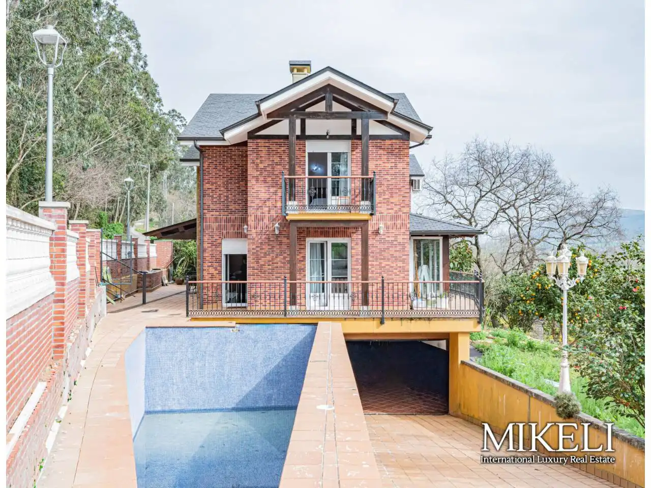 Vista exterior de Casa o chalet en venta en Piélagos con Aire acondicionado, Calefacción y Jardín privado