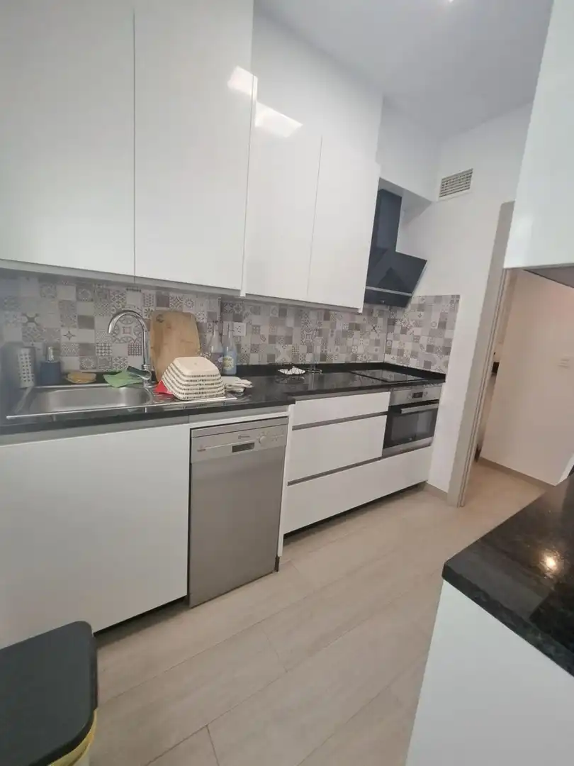 Cocina de Piso de alquiler en Granada con Aire acondicionado, Calefacción y Balcón