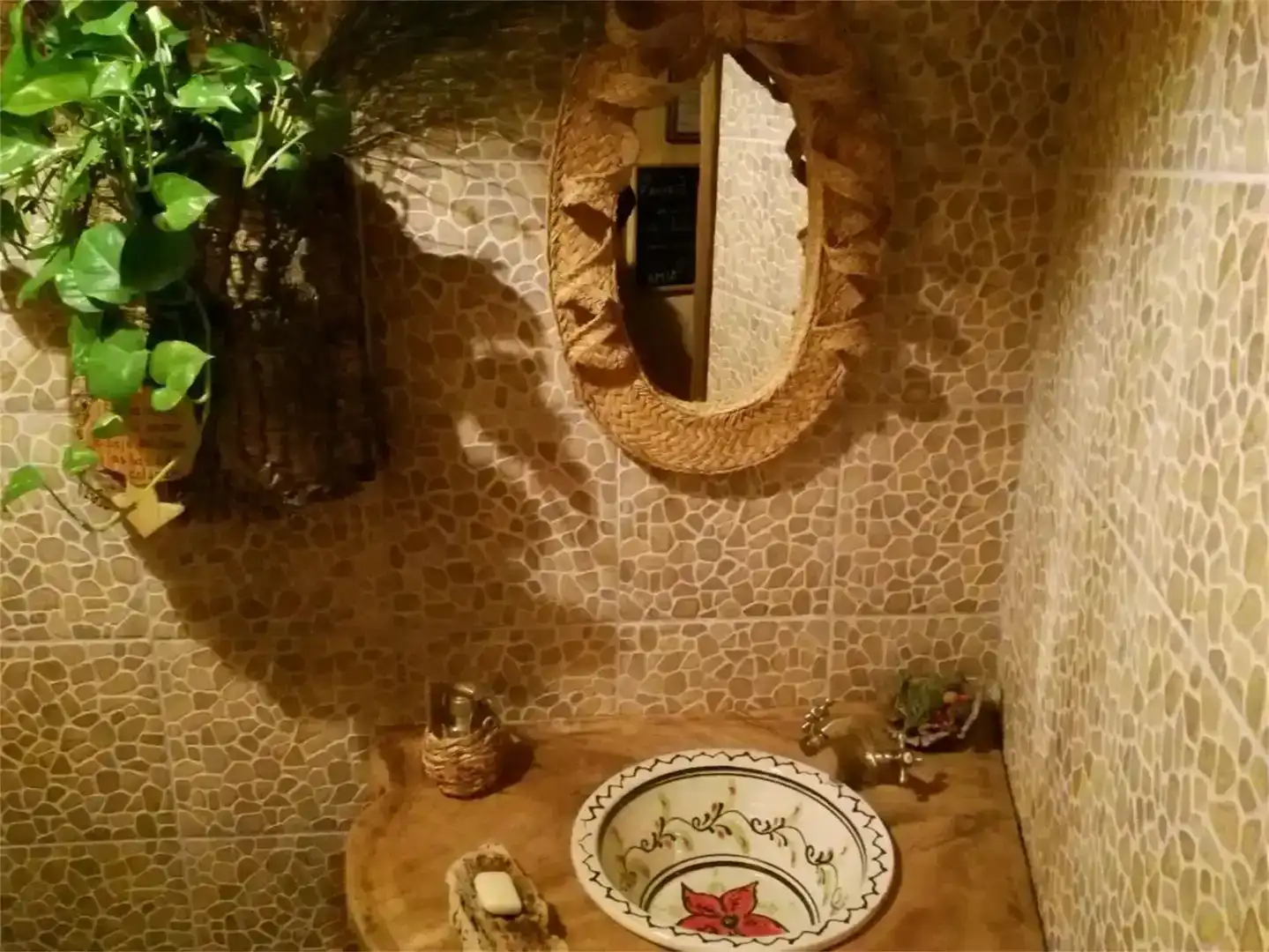Bany de Casa adosada en venda en Alpandeire amb Aire condicionat, Jardí privat i Parquet