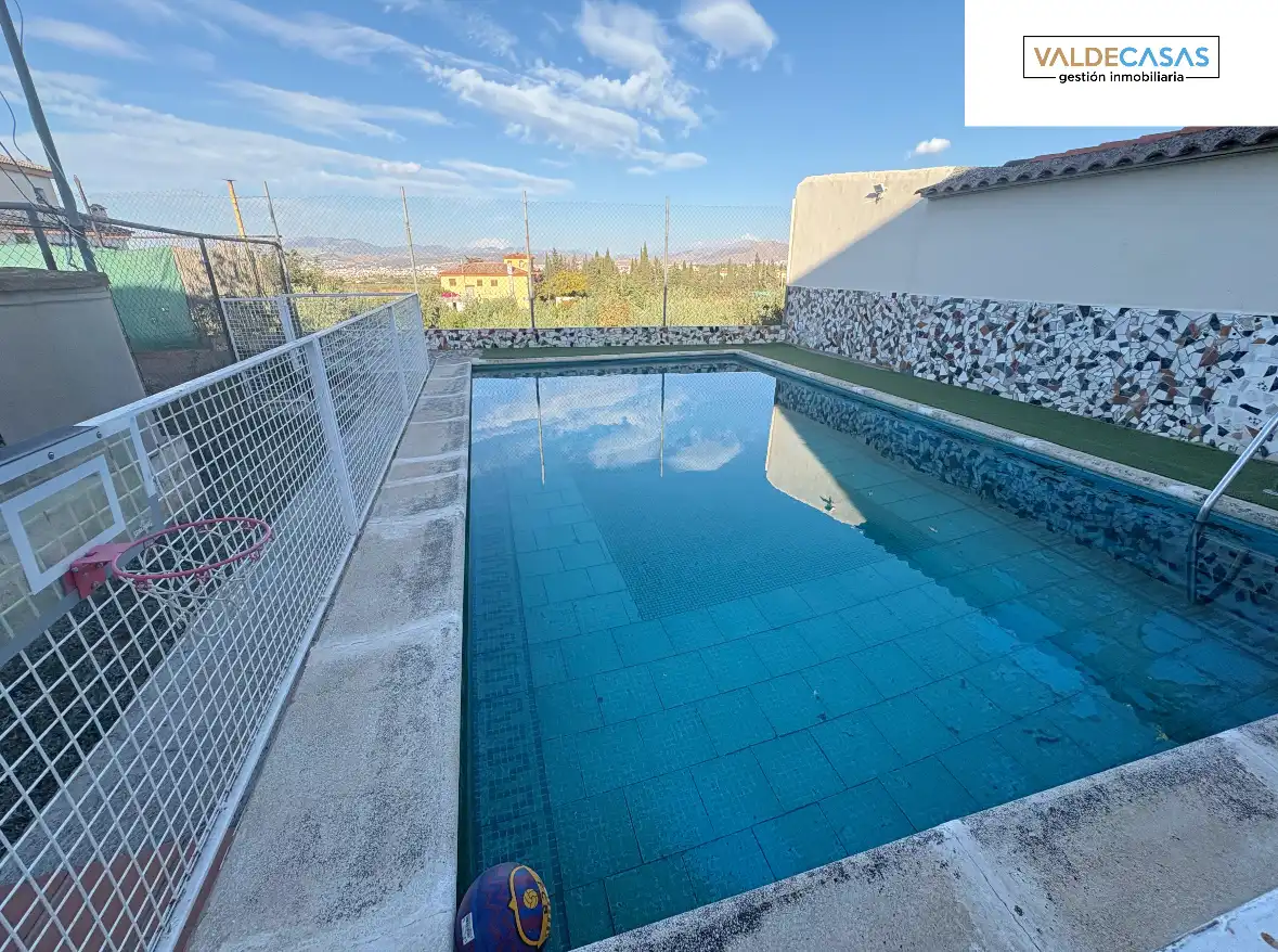 Piscina de Casa o xalet en venda en Alhendín amb Jardí privat, Terrassa i Piscina