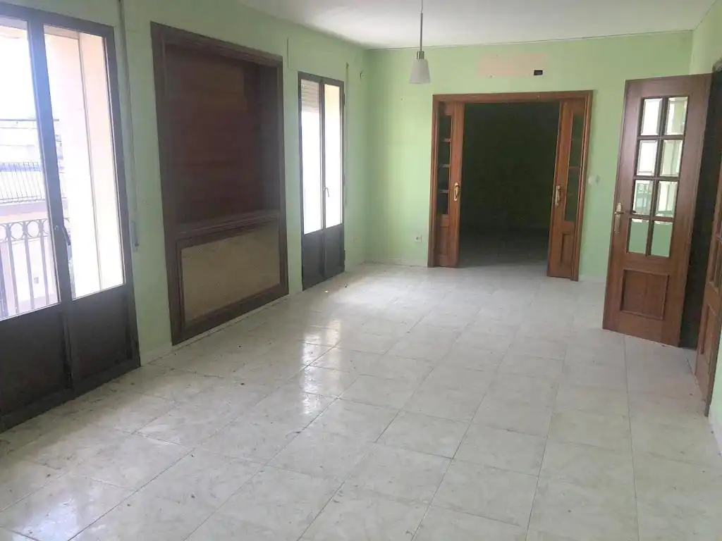 Chalet en venta en C/ Marqués de la Vega, imagen 2