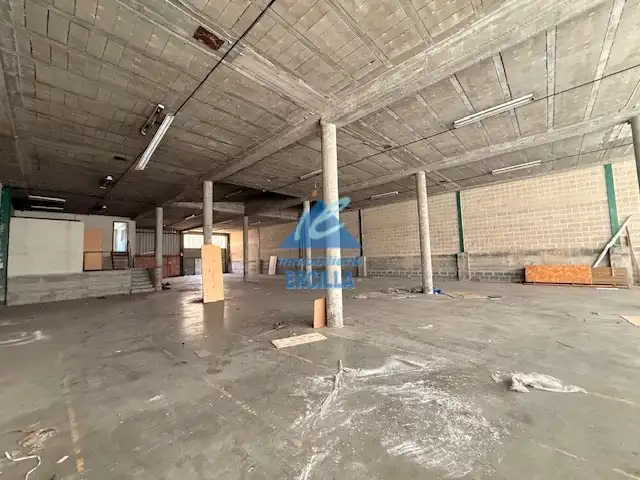 Nave industrial de alquiler en Bedia
