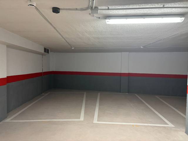 Garaje en Alquiler en Carrer de Benasal, 2 en Centro