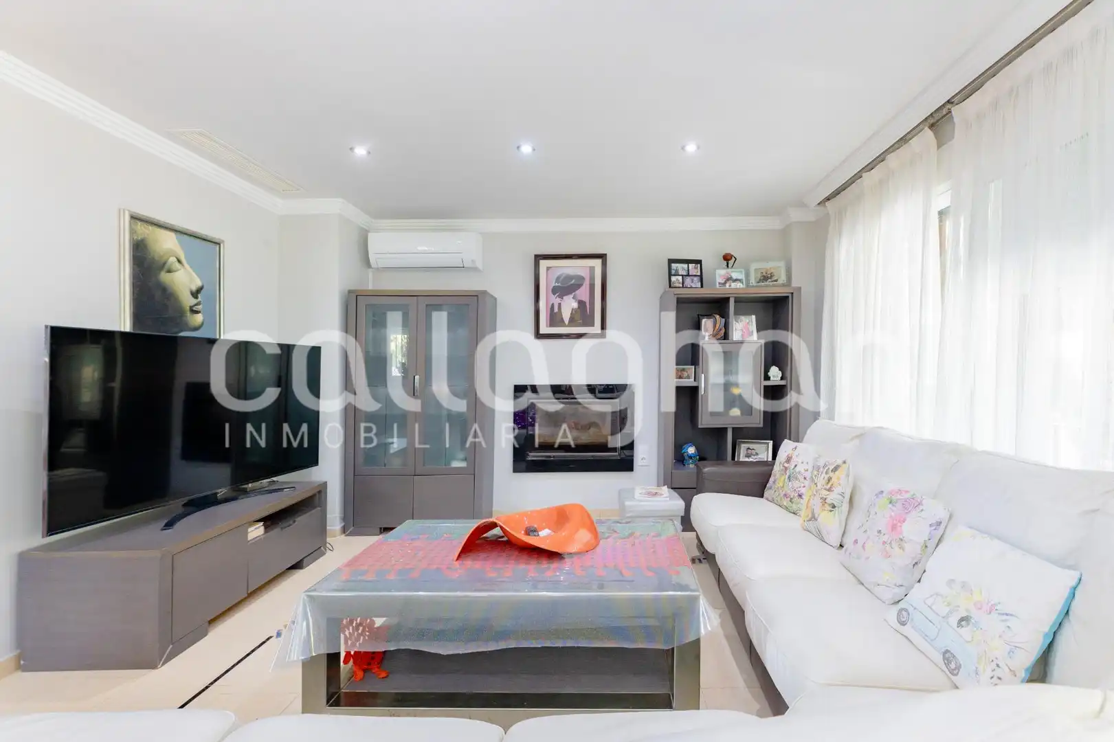 Sala de estar de Casa o chalet en venta en Llíria con Aire acondicionado, Jardín privado y Terraza