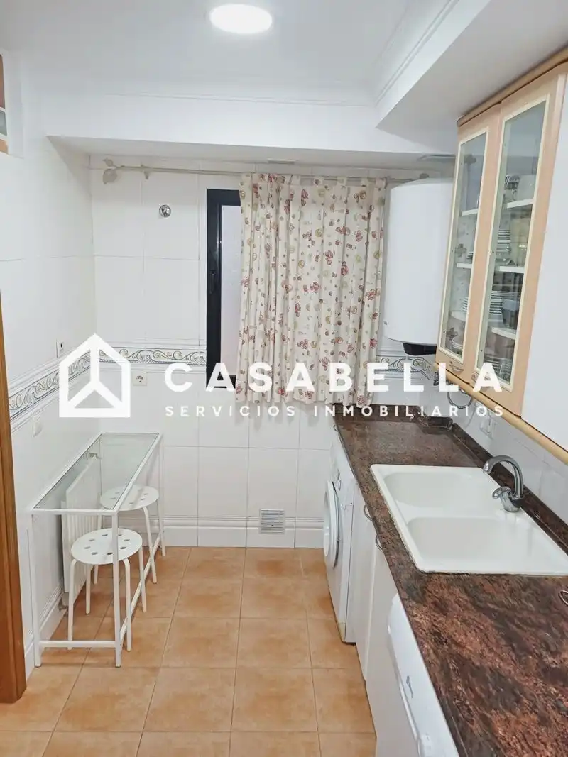 Küche von Wohnung zur Miete in Valencia mit Klimaanlage, Heizung und Terrasse
