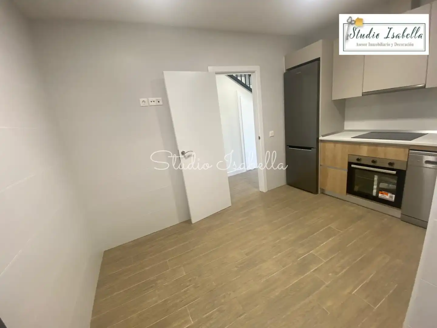 Cocina de Dúplex de alquiler en Toledo con Aire acondicionado, Calefacción y Terraza