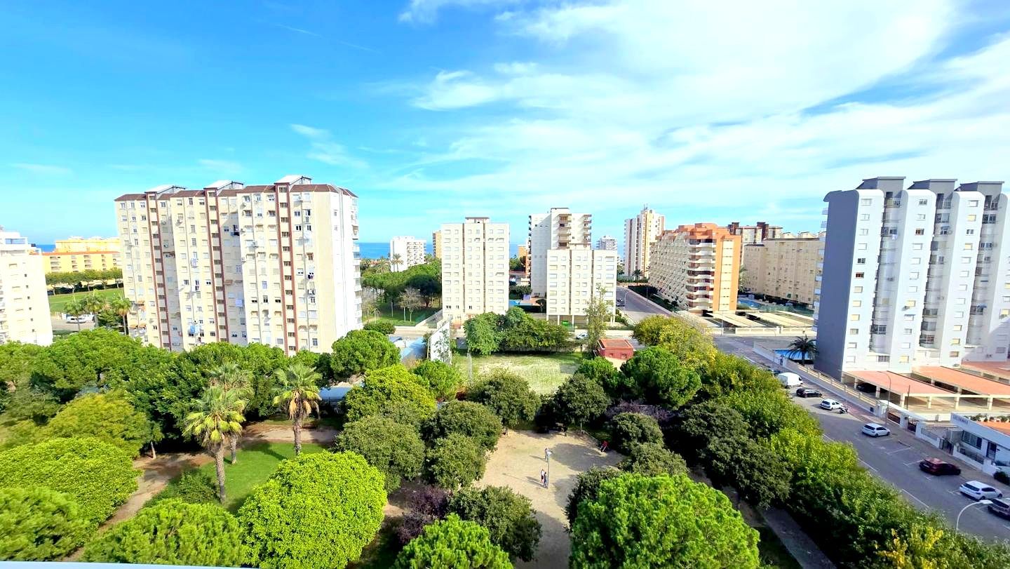 Vista exterior de Dúplex de lloguer en Gandia amb Aire condicionat, Terrassa i Moblat