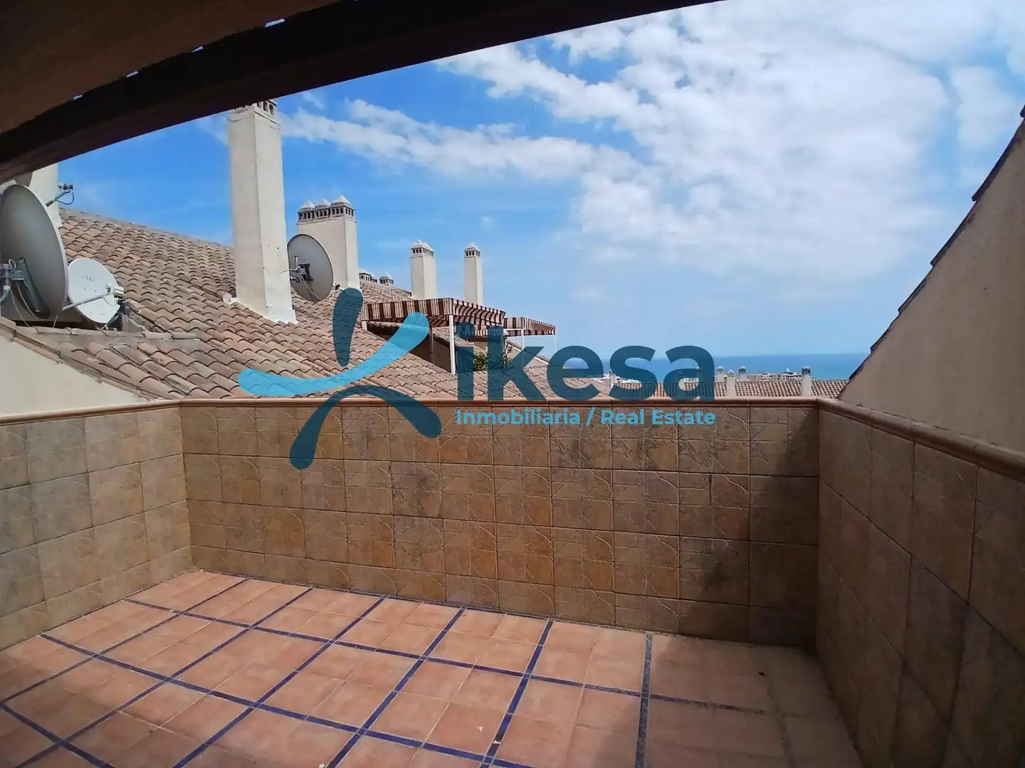Vista exterior de Casa o xalet en venda en Benalmádena amb Terrassa