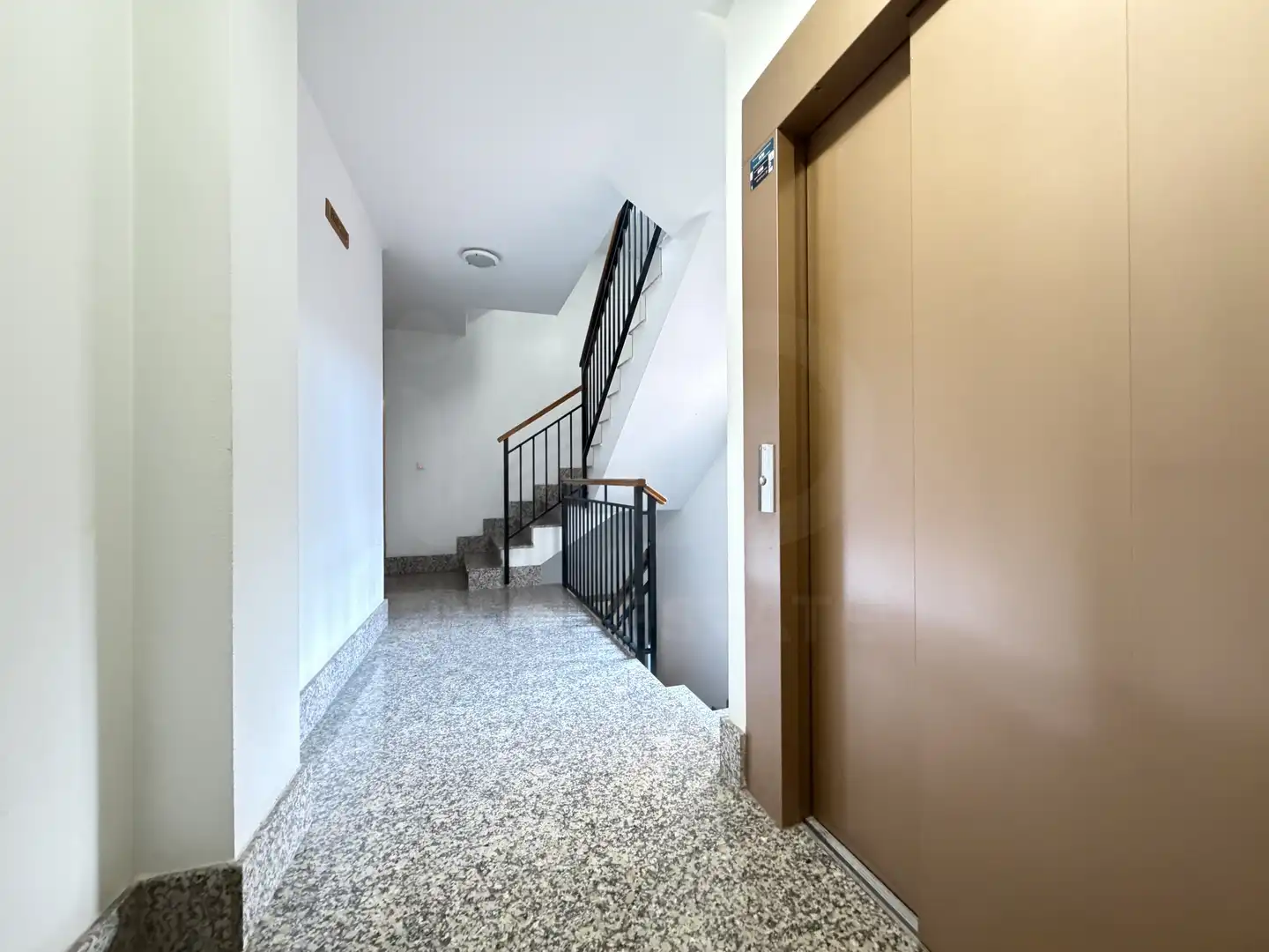 Flat for sale in Abarán  with Air Conditioner and Terrace
