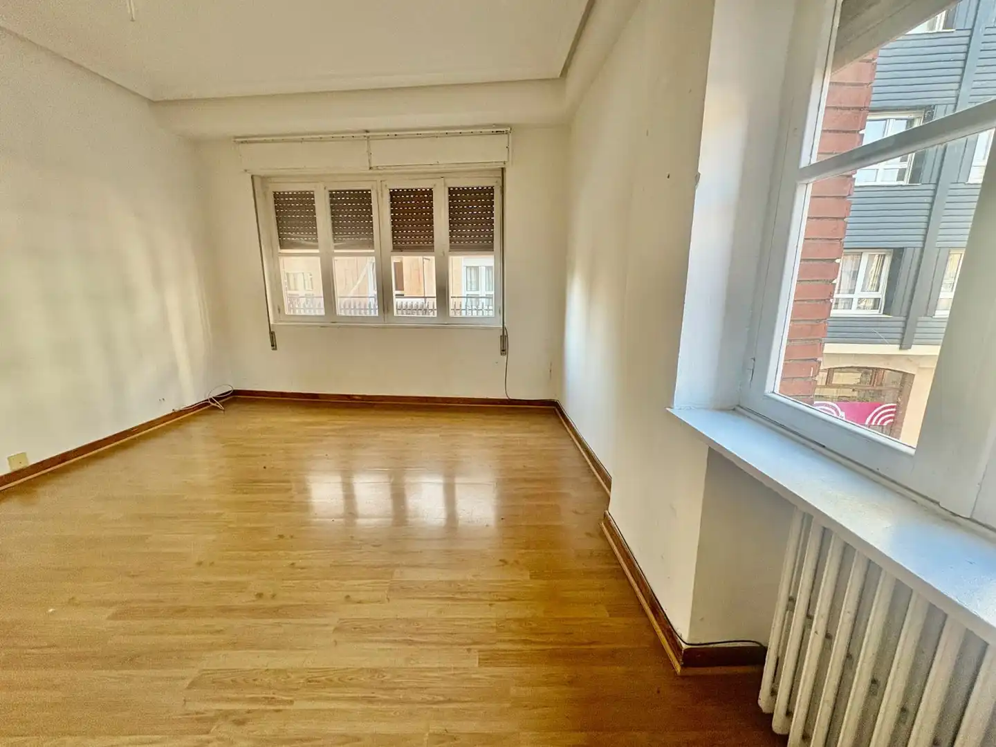 Schlafzimmer von Wohnung zum Verkauf in Oviedo  mit Heizung