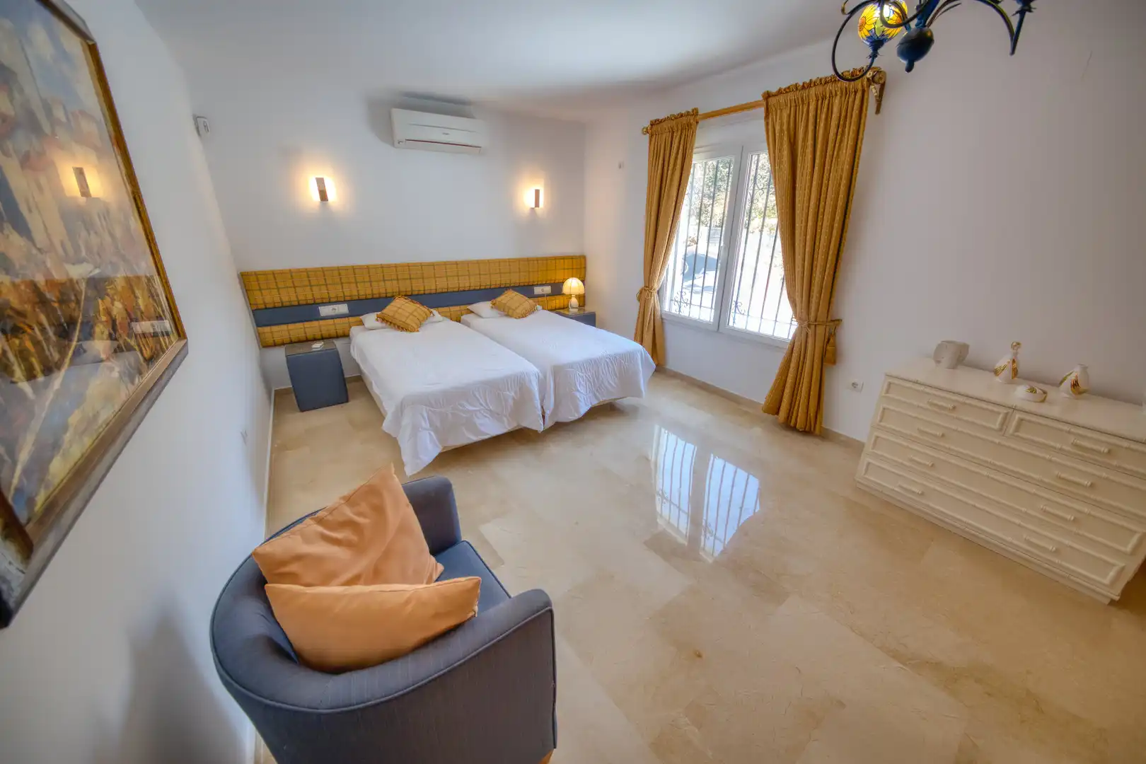 Bedroom of Houses for sale in Benalmádena  with Air Conditioner, Private garden and Parquet flooring
