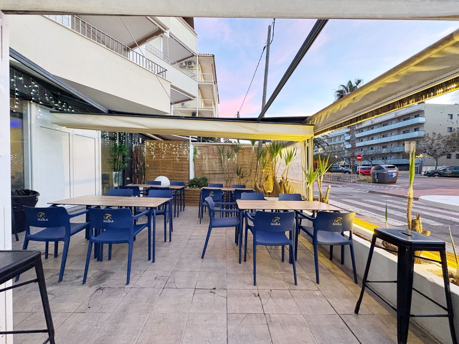 Terrassa de Local de lloguer en Cambrils amb Aire condicionat