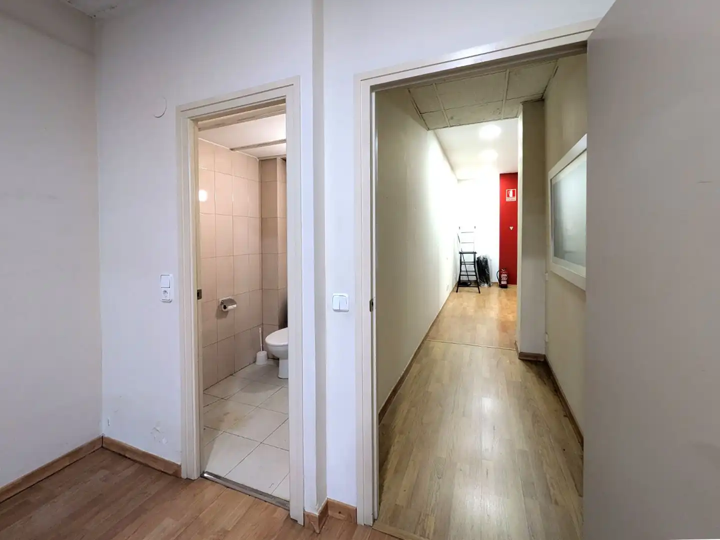Gewerbefläche zum Verkauf in Lluis Companys 6, imagen 10