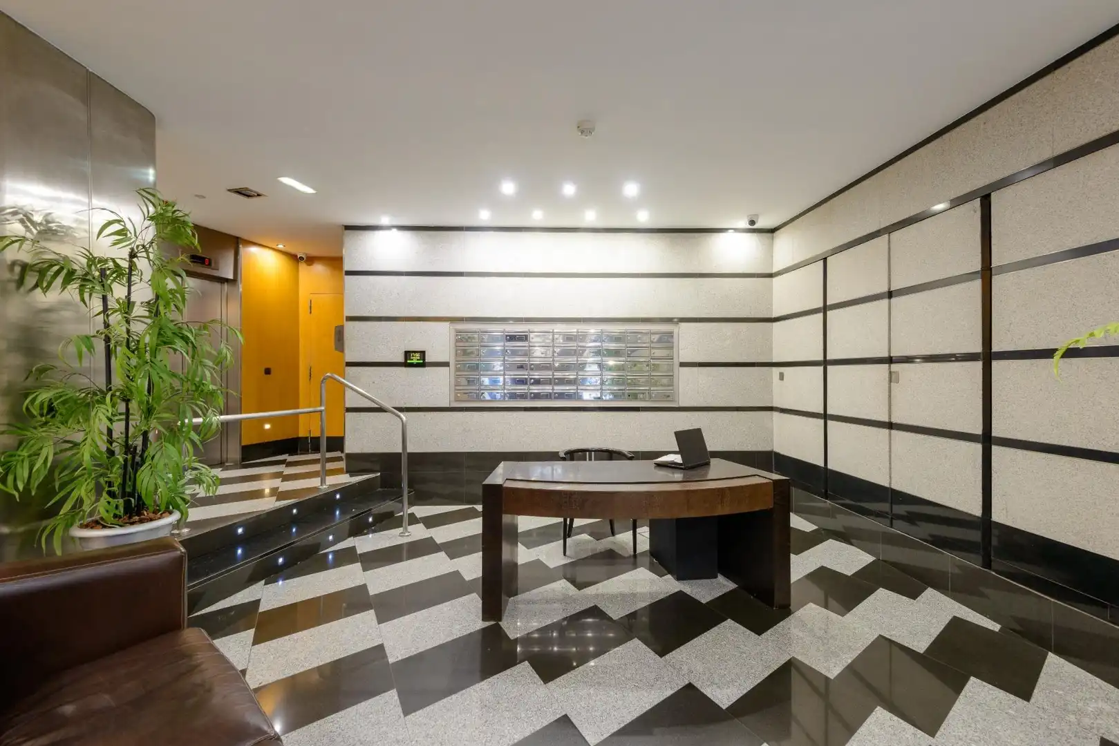 Flat for sale in Oviedo   with Heating and Jacuzzi